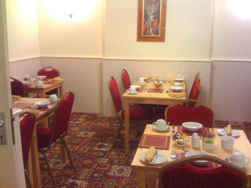 Hotel Karden House Llandudno Esterno foto
