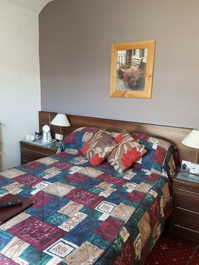 Hotel Karden House Llandudno Esterno foto